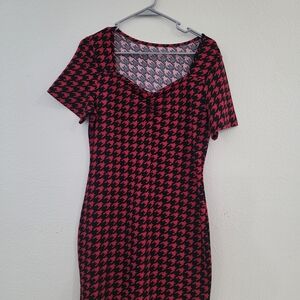 Stylish Pink and Black Houndstooth Dress